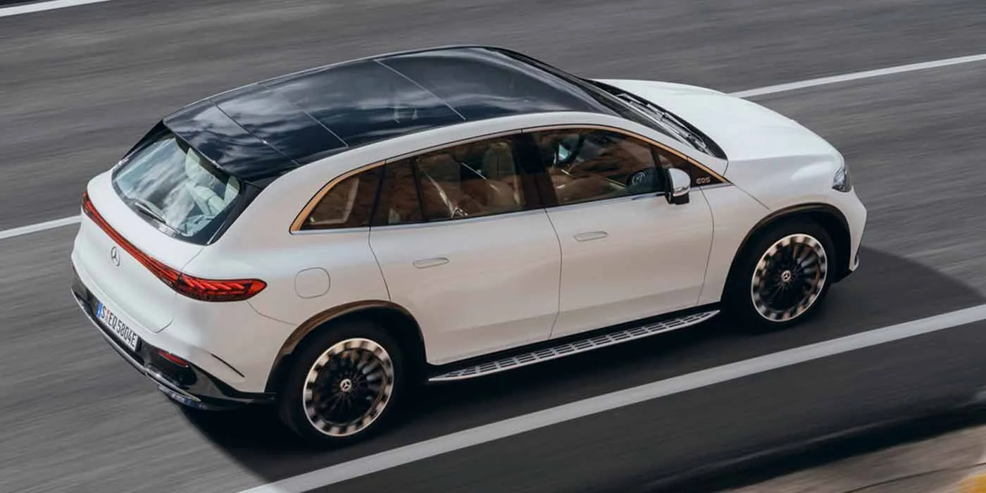 Mercedes SUV Photo