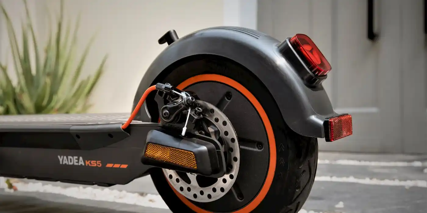 Yadea two wheel scooter photo